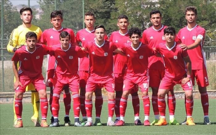 Nhận định, soi kèo Boluspor(U19) vs Sivasspor(U19), 16h00 ngày 26/12: Bất phân thắng bại