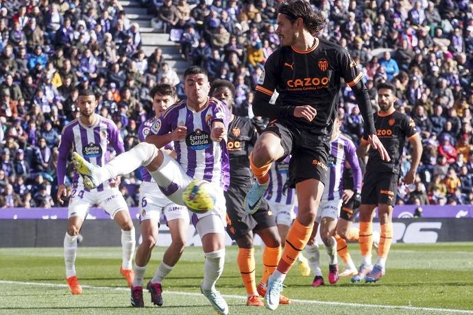 Soi kèo phạt góc Valladolid vs Valencia, 3h00 ngày 14/12