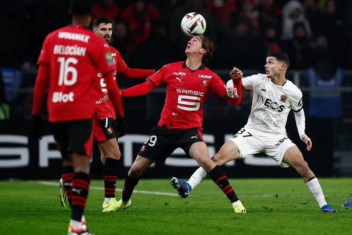 Soi kèo phạt góc Nice vs Rennes, 3h00 ngày 4/1